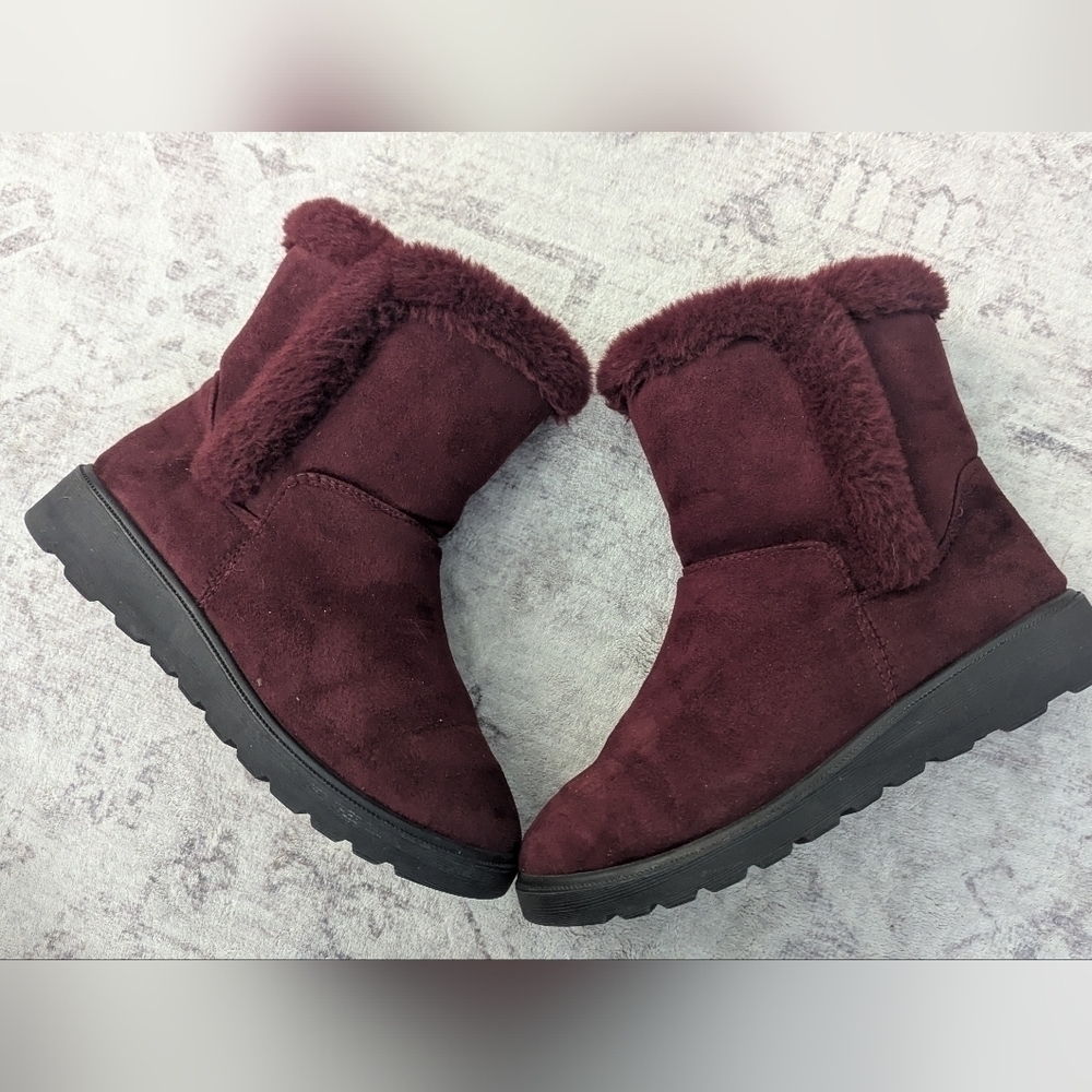 Top Moda Woman's Faux- Fur Winter Boots Size 6.5 - Picture 4 of 7